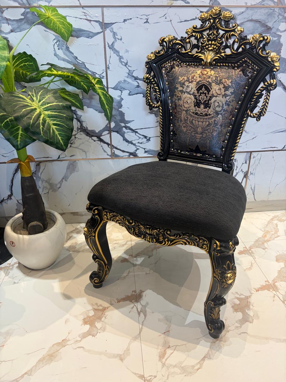 Black & Gold Carved Event Chair