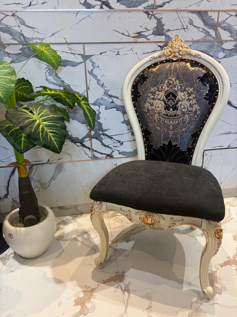 Noir Crest Event Chair